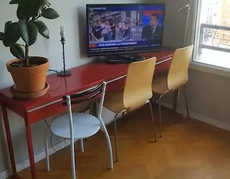 Un Magnifique Studio Avec Parking Gratuit Sur Place Aubervilliers Exterior photo