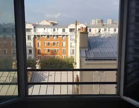 Un Magnifique Studio Avec Parking Gratuit Sur Place Aubervilliers Exterior photo