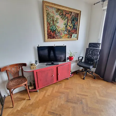 Un Magnifique Studio Avec Parking Gratuit Sur Place Aubervilliers Exterior photo